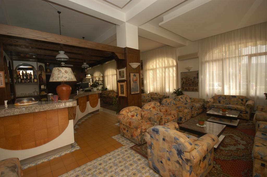 Hotel Paco 3*