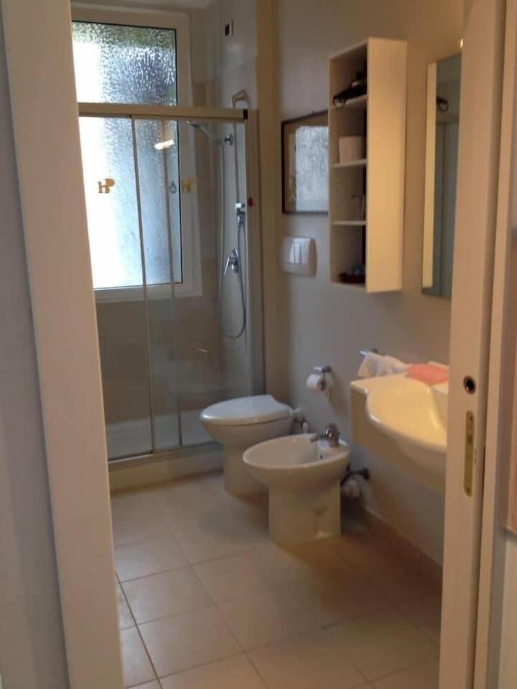 Hotel Paco 3*