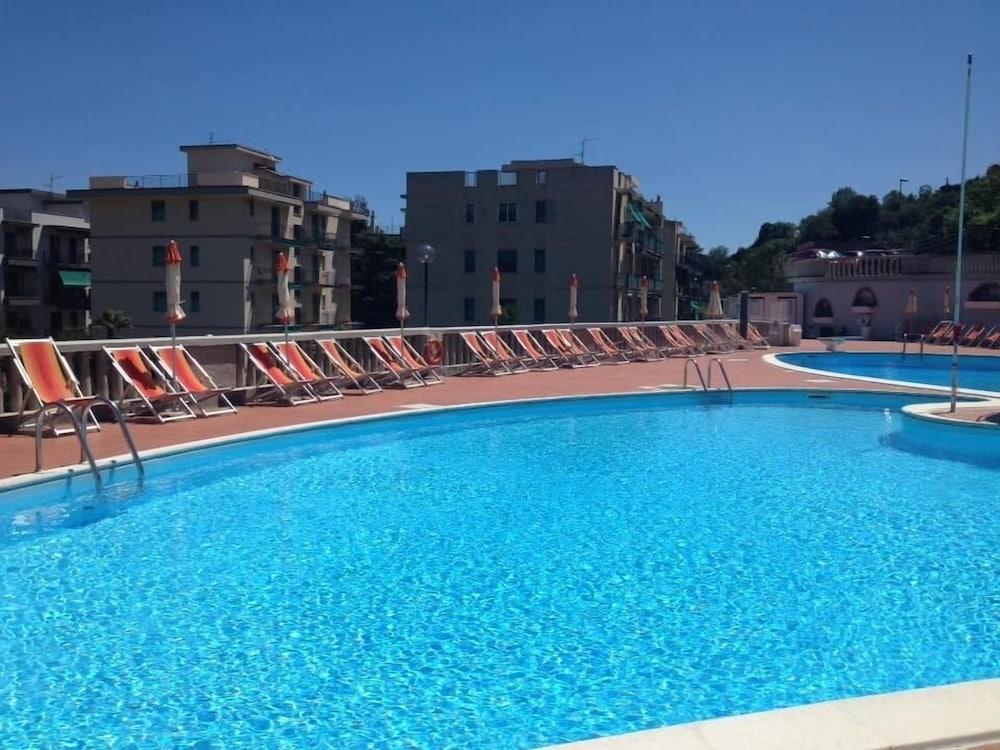 Paco Hotel Pietra Ligure