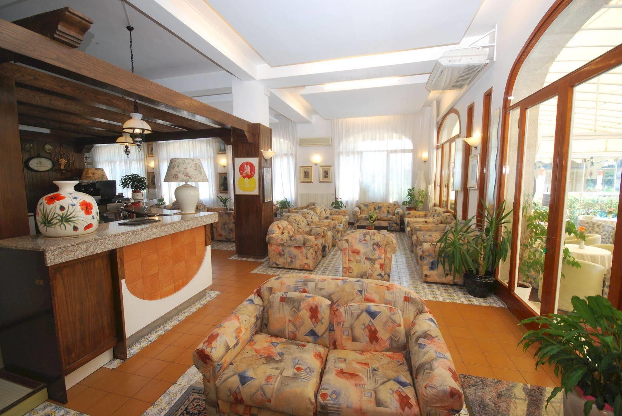 Paco Hotel